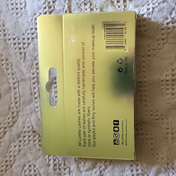 Eyelashes - Picture 2 of 2